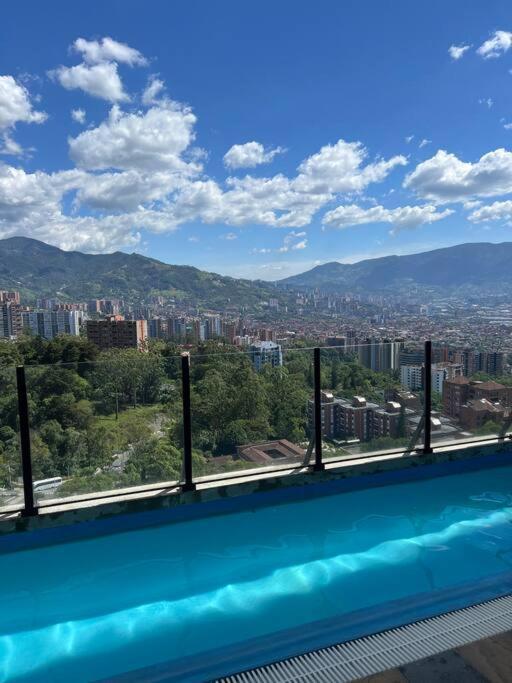 Apartamento De Lujo Con La Mejor Vista De Medellin Lägenhet Exteriör bild